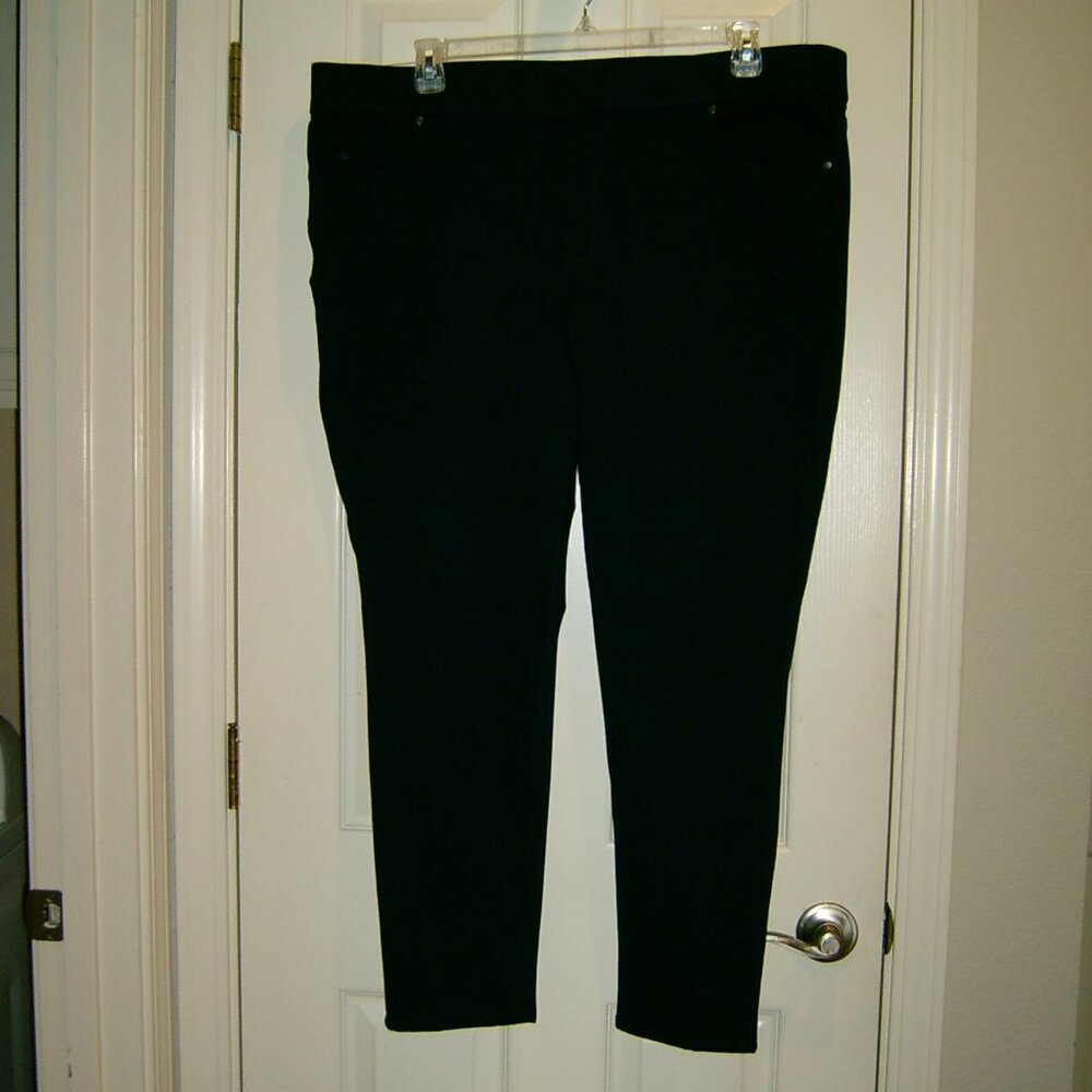 Gloria Vanderbilt Navy Blue Avery All Around Slimming Pants, Size 22, NWT
